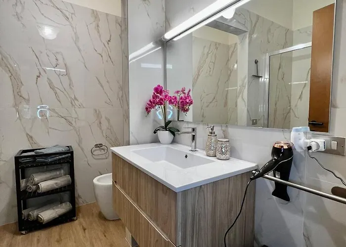 Attico Arena,200mq Netflix Wifi Air Conditioning Appartement *